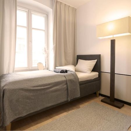By The River And City Center - Comfortable Rooms Wrocław Eksteriør billede